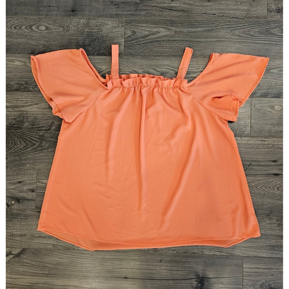 Women's 2XL USA Made Peach Cold Shoulder Top Ruffle Neckline Flutter Sleeve Fall